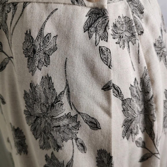 Cream and Black Maxi Pencil Skirt for Cocktail Events - Picture 7 of 8